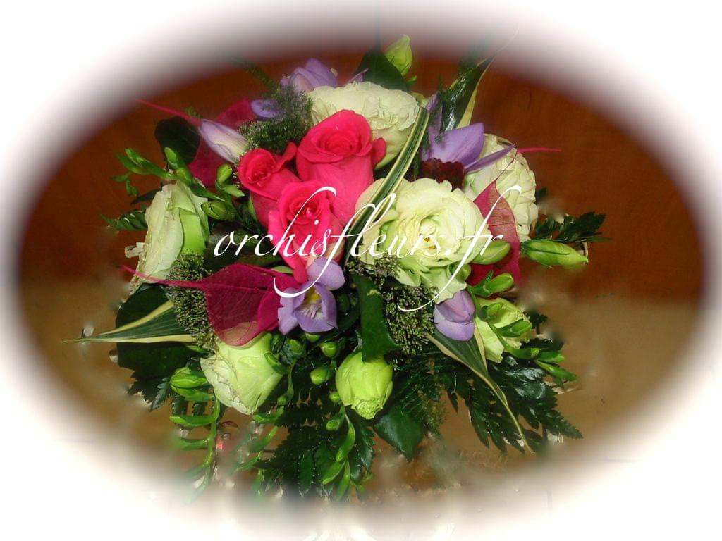 Centre de table rond fleuriste Bois d'Arcy Centre de table rond fleuriste Bois d'Arcy