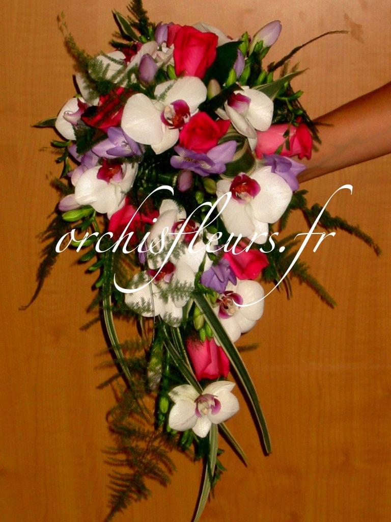 Bouquets demi-chutes fleuriste Bois d'Arcy Bouquets demi-chutes fleuriste Bois d'Arcy