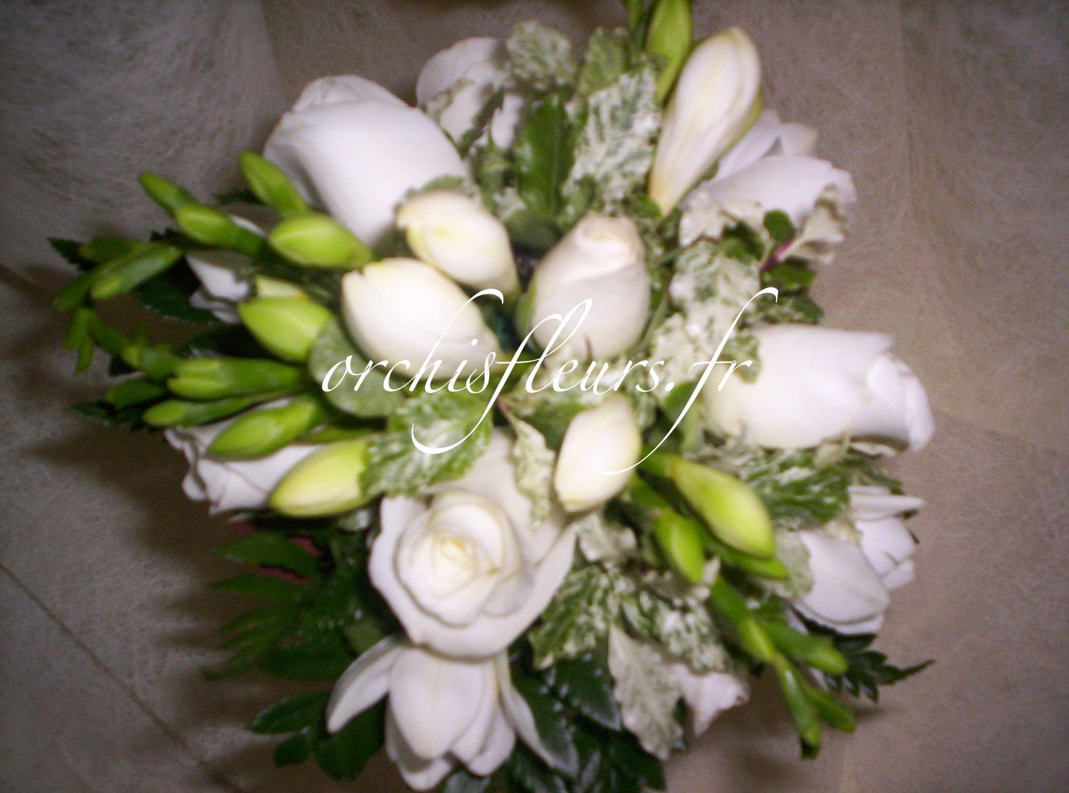 Bouquet de fleurs demoiselle d'honneur fleuriste Bois d'Arcy Bouquet de fleurs demoiselle d'honneur fleuriste Bois d'Arcy